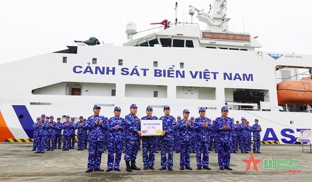 Coast Guards of Vietnam and China conduct joint patrol